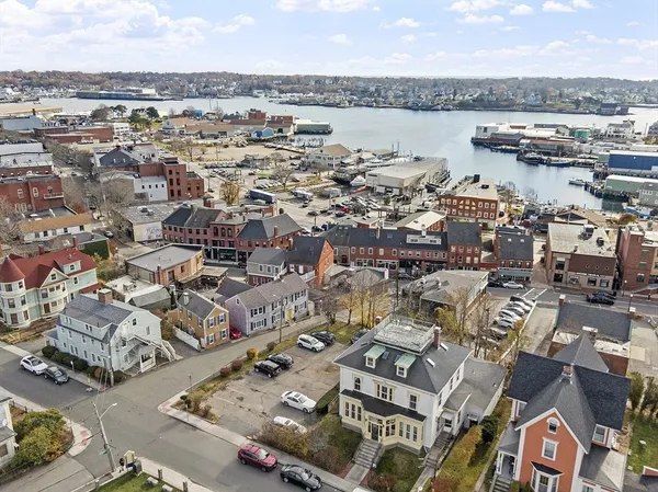$469,000 | 35 Middle Street, Unit 4, Gloucester, MA 01930
