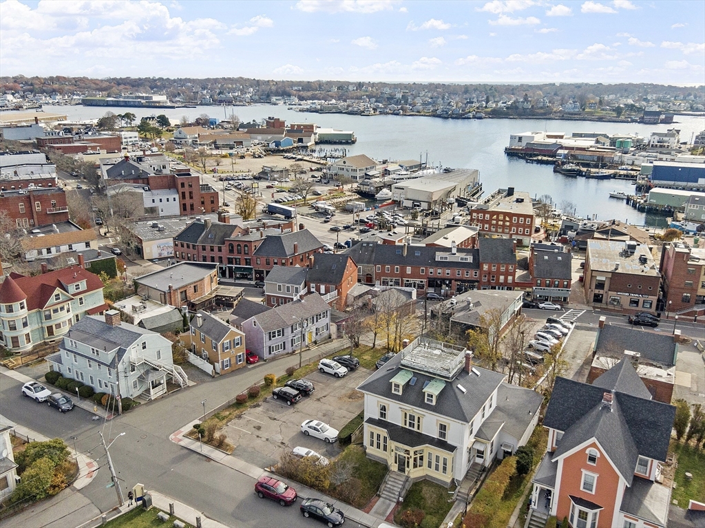 35 Middle Street, Unit 4 Gloucester, MA 01930 - Photo 22 of 23