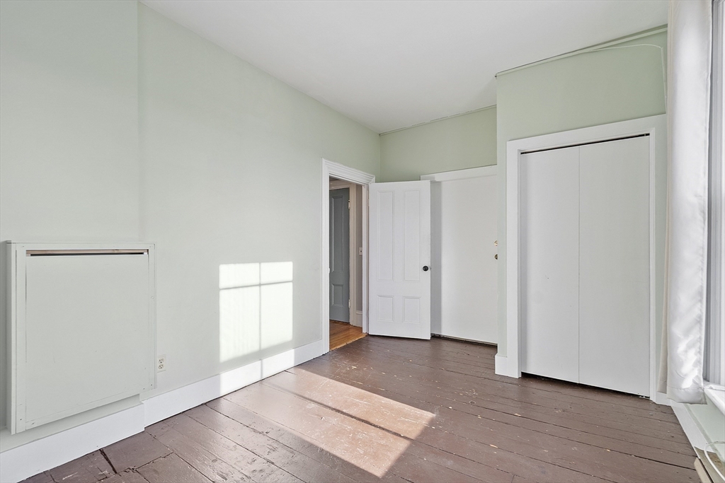 35 Middle Street, Unit 4 Gloucester, MA 01930 - Photo 8 of 23