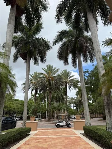 $1,650 | 4852 North State Road 7, Unit 204, Pompano Beach, FL 33073