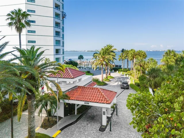 $1,399,000 | 888 Boulevard Of The Arts, Unit 605, Sarasota, FL 34236
