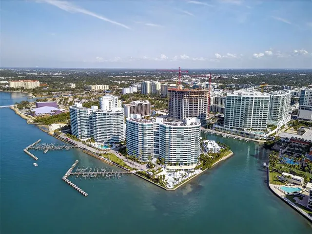 $1,399,000 | 888 Boulevard Of The Arts, Unit 605, Sarasota, FL 34236