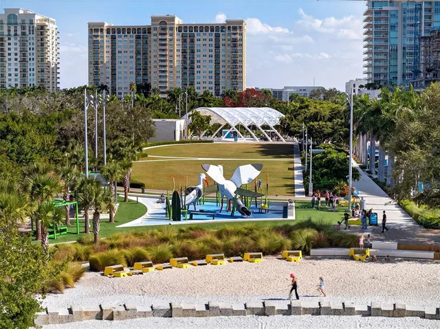 $1,399,000 | 888 Boulevard Of The Arts, Unit 605, Sarasota, FL 34236