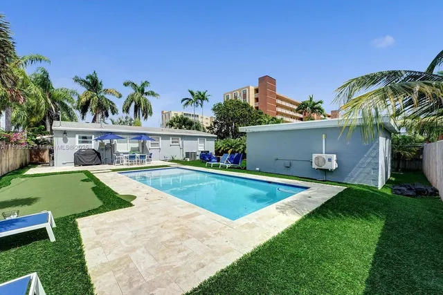 $824,000 | 1124 Northeast 6th Street, Hallandale Beach, FL 33009