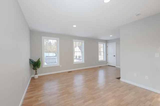 $599,900 | 3 Pine Bluff, Derry, NH 03038