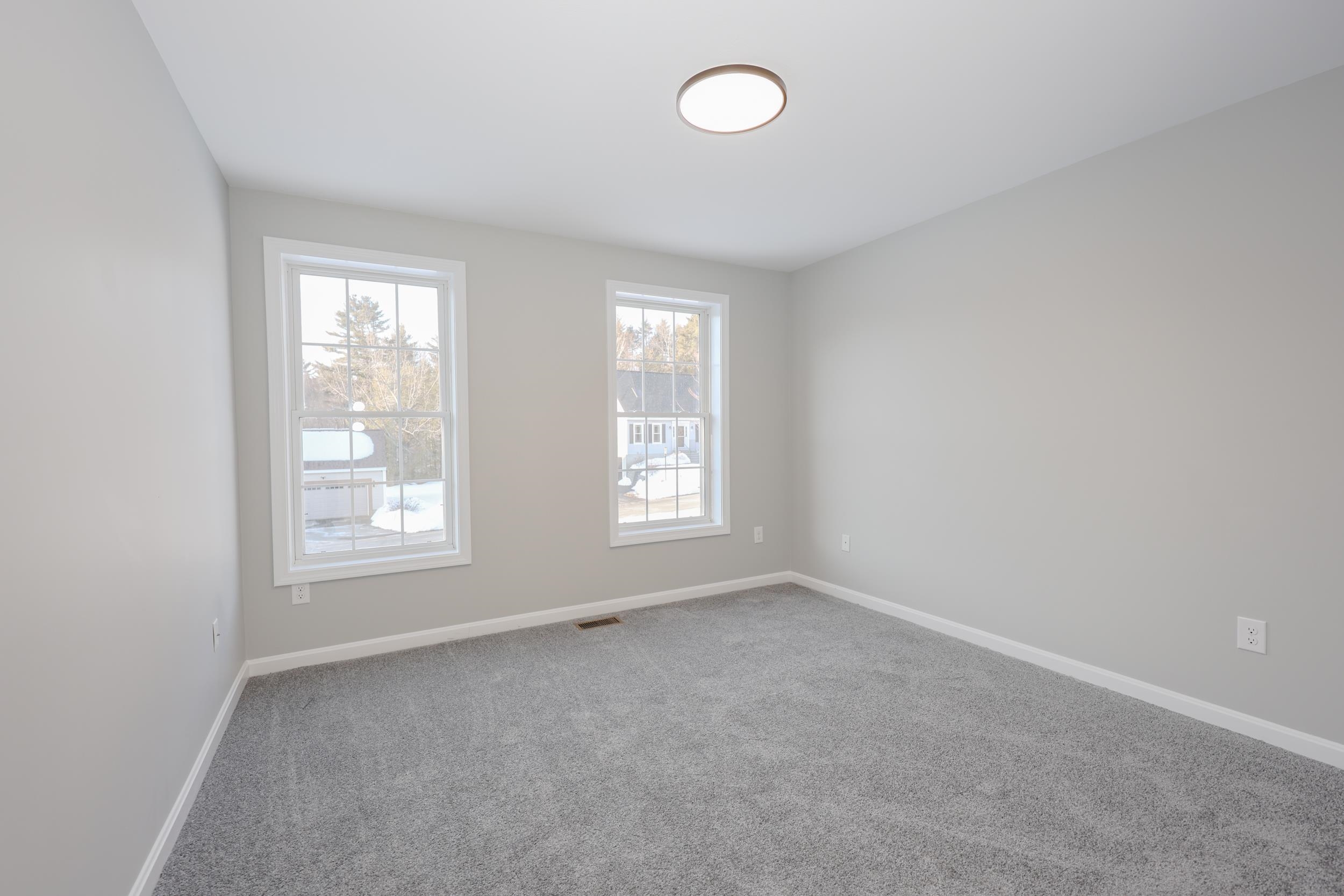 3 Pine Bluff Derry, NH 03038 - Photo 31 of 41