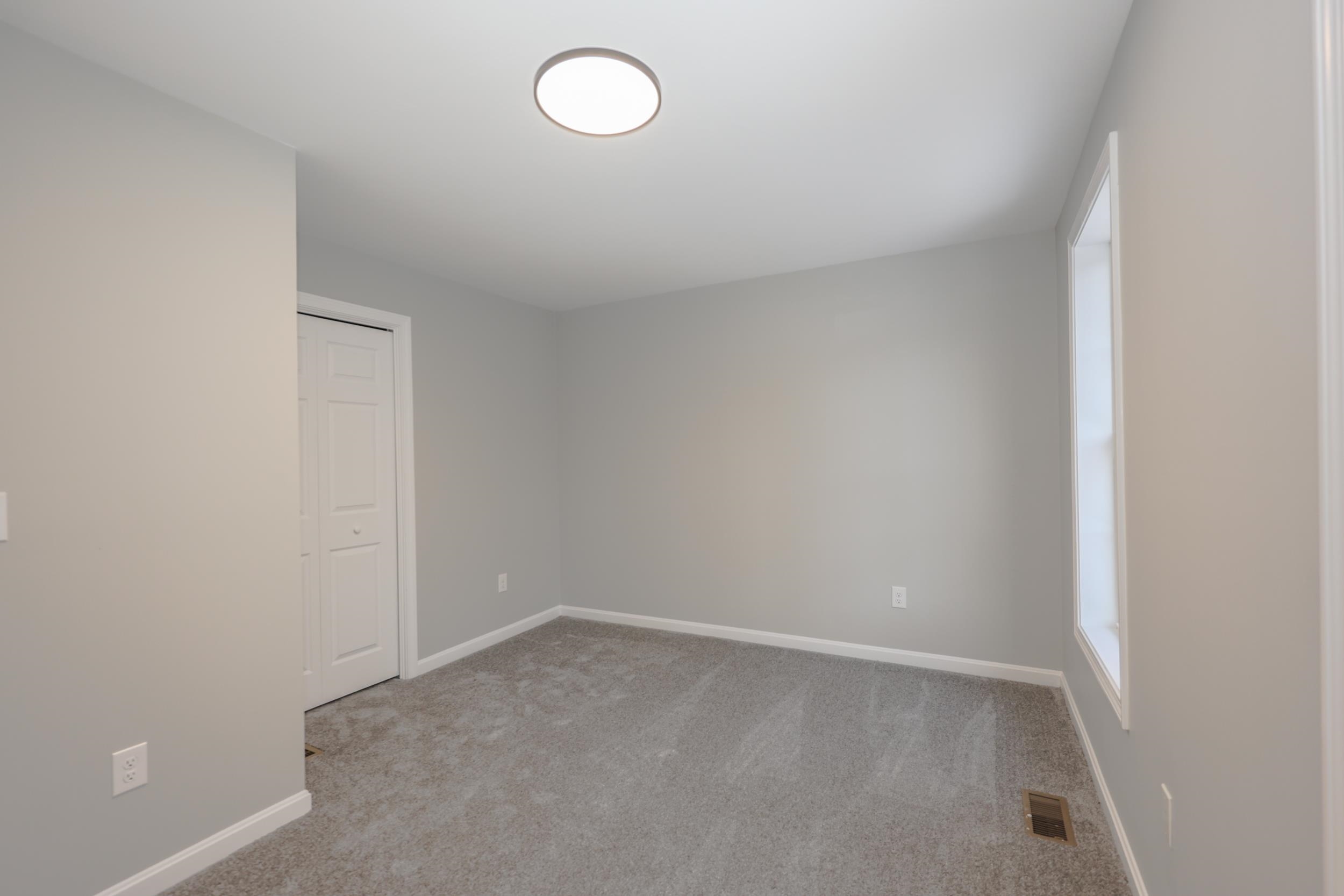 3 Pine Bluff Derry, NH 03038 - Photo 36 of 41