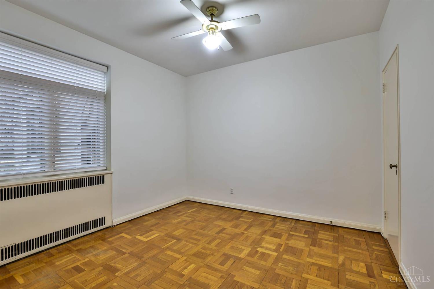 2376 Madison Road, Unit 37 Cincinnati, OH 45208 - Photo 14 of 22 Gallery Image 14