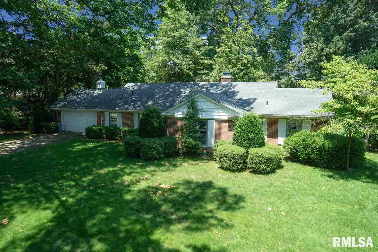 2041 Cherry Road Springfield, IL 62704 - Photo 1 of 36