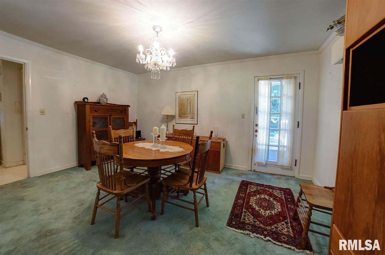 2041 Cherry Road Springfield, IL 62704 - Photo 17 of 36