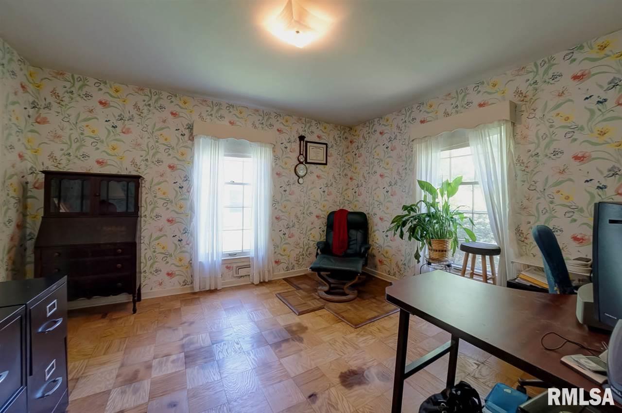 2041 Cherry Road Springfield, IL 62704 - Photo 29 of 36