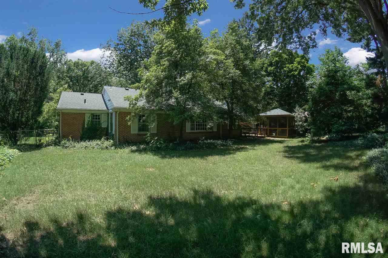 2041 Cherry Road Springfield, IL 62704 - Photo 7 of 36