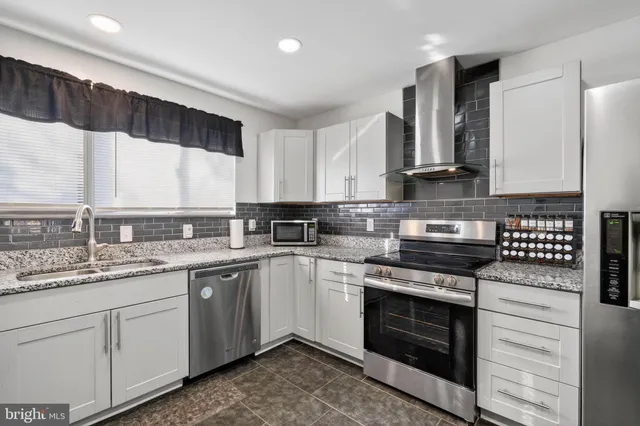 $449,500 | 15237 Flintlock Terrace, Woodbridge, VA 22191