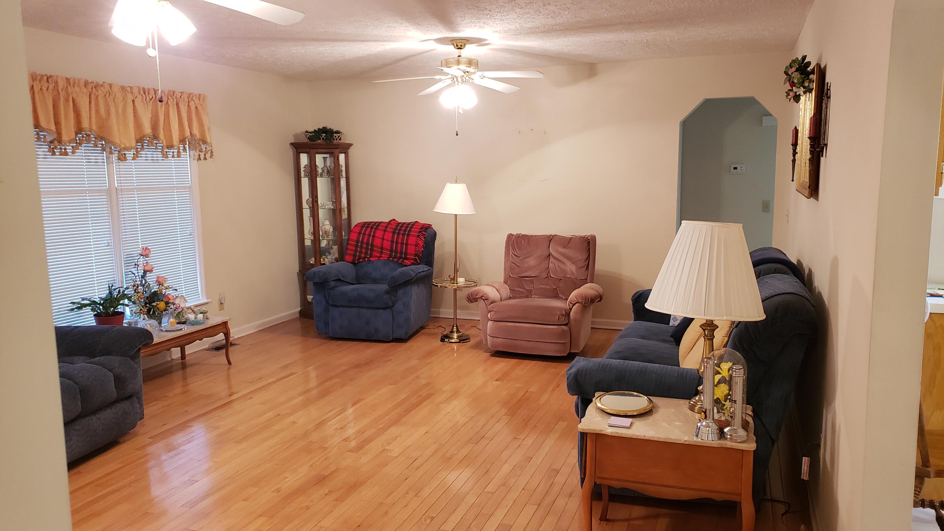 364 Cedar Branch Road Kingsport, TN 37664 - Photo 3 of 6 Cedar pic 3