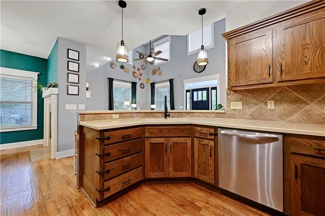 $450,000 | 345 Cates Court, Liberty, MO 64068