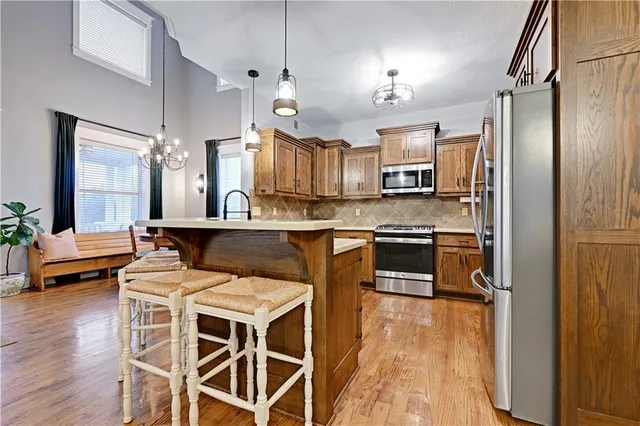 $450,000 | 345 Cates Court, Liberty, MO 64068