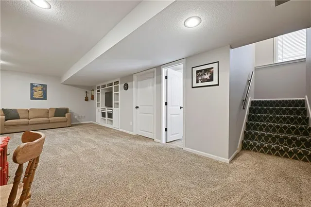 $450,000 | 345 Cates Court, Liberty, MO 64068