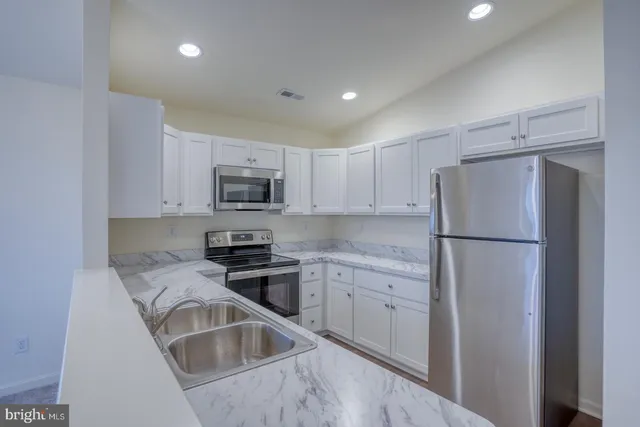 $295,900 | 4902 Pebble Lane, Unit E, Milford, DE 19963