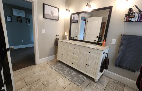 $239,900 | 604 East State Street, Kingman, IN 47952