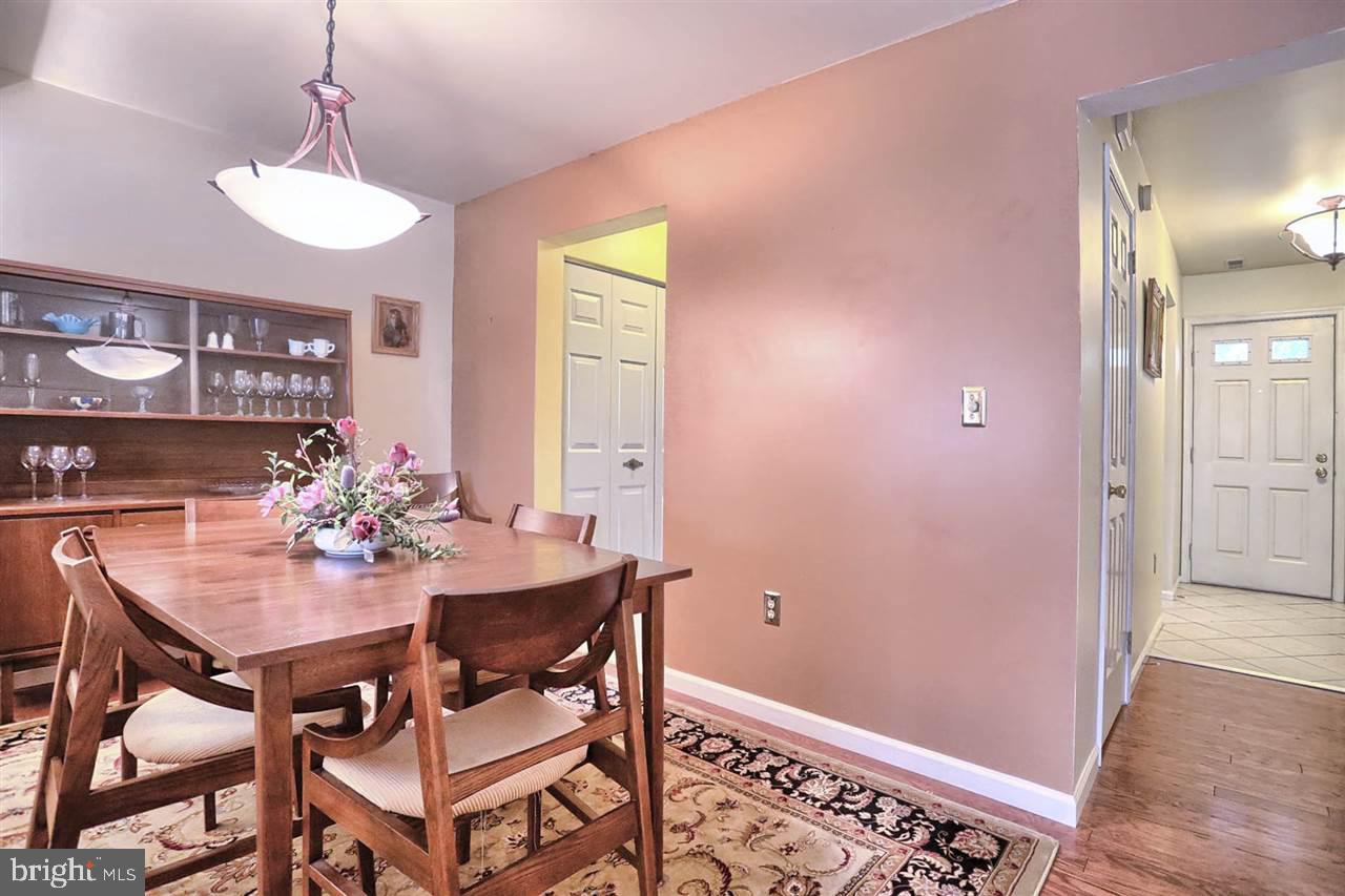 5437 Pond Road Harrisburg, PA 17111 - Photo 14 of 25 Gallery Image 14