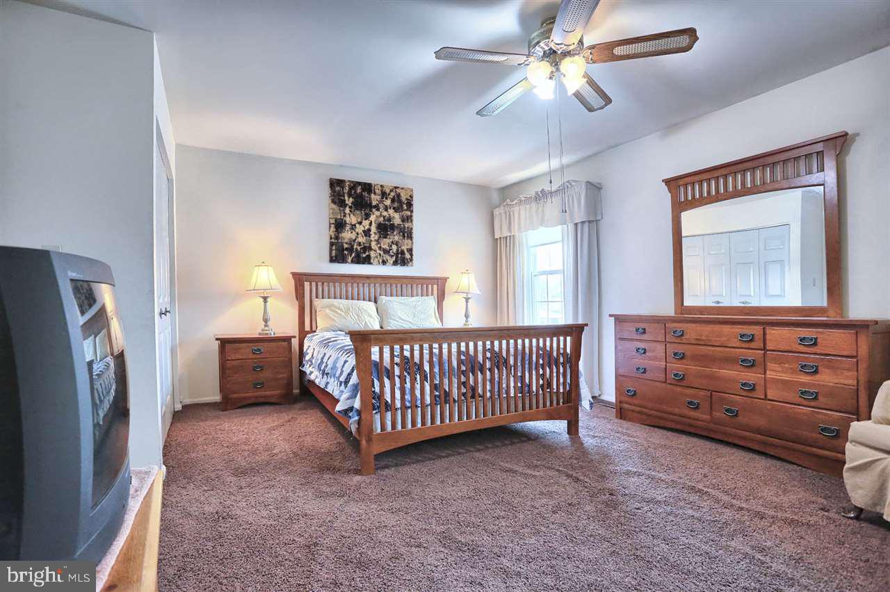 5437 Pond Road Harrisburg, PA 17111 - Photo 16 of 25 Gallery Image 16