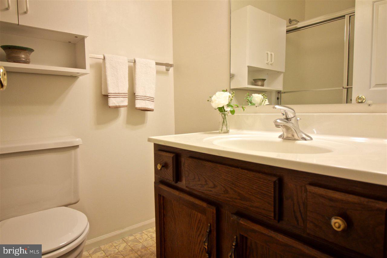 5437 Pond Road Harrisburg, PA 17111 - Photo 18 of 25 Gallery Image 18