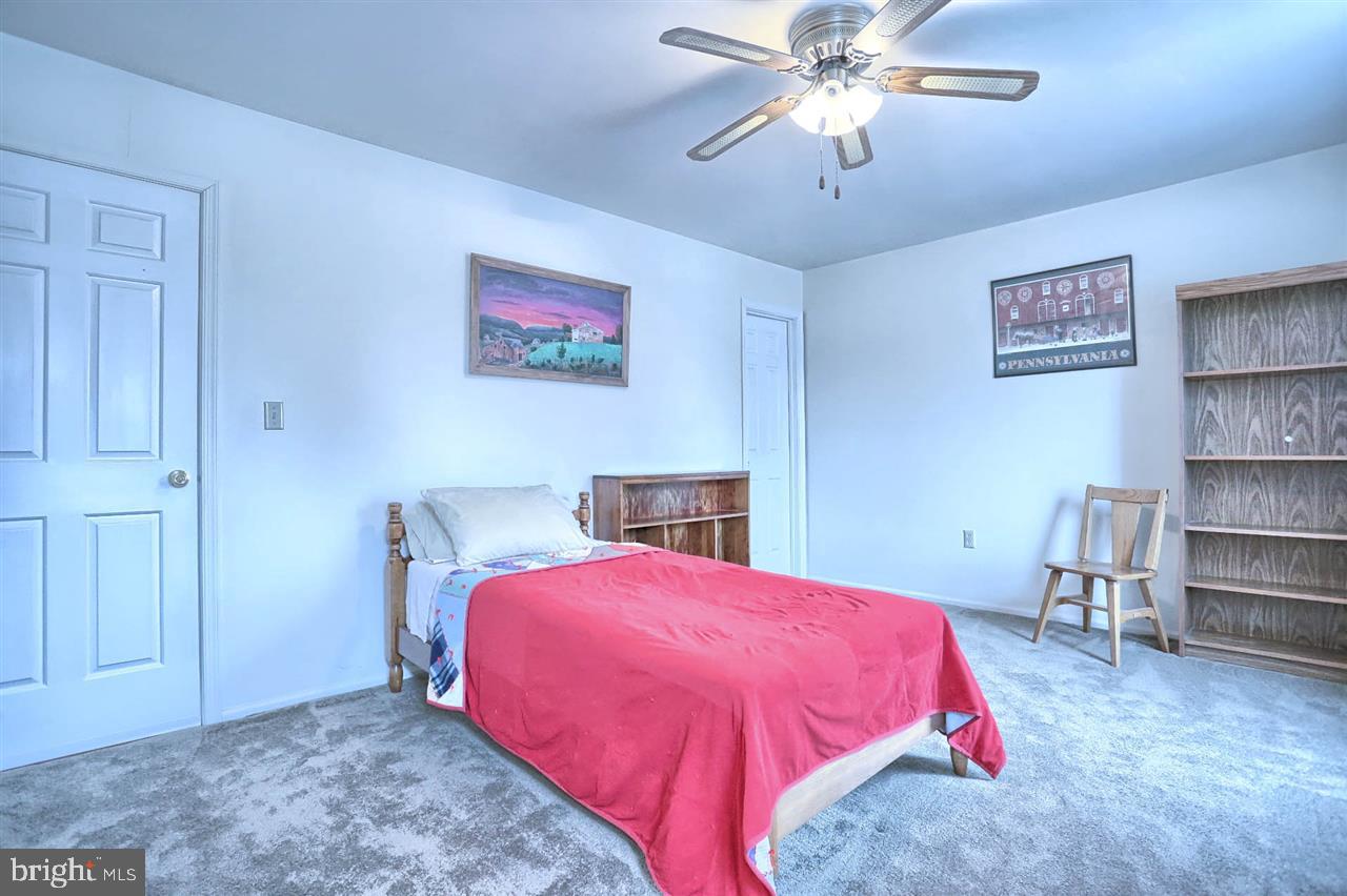 5437 Pond Road Harrisburg, PA 17111 - Photo 19 of 25 Gallery Image 19