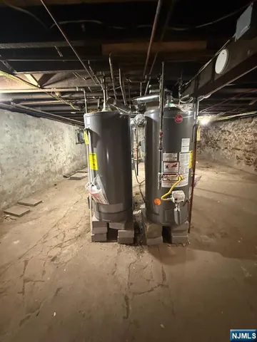 $599,999 | 586 North 11th Street, Newark, NJ 07107