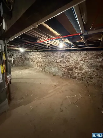 $599,999 | 586 North 11th Street, Newark, NJ 07107