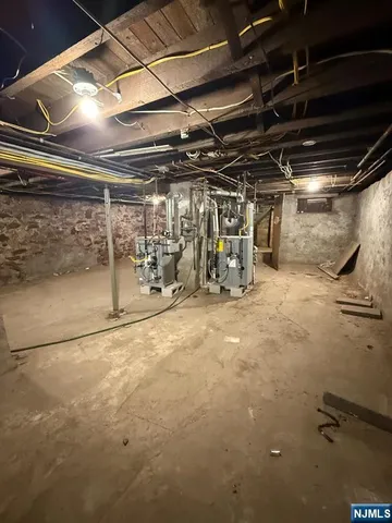 $599,999 | 586 North 11th Street, Newark, NJ 07107