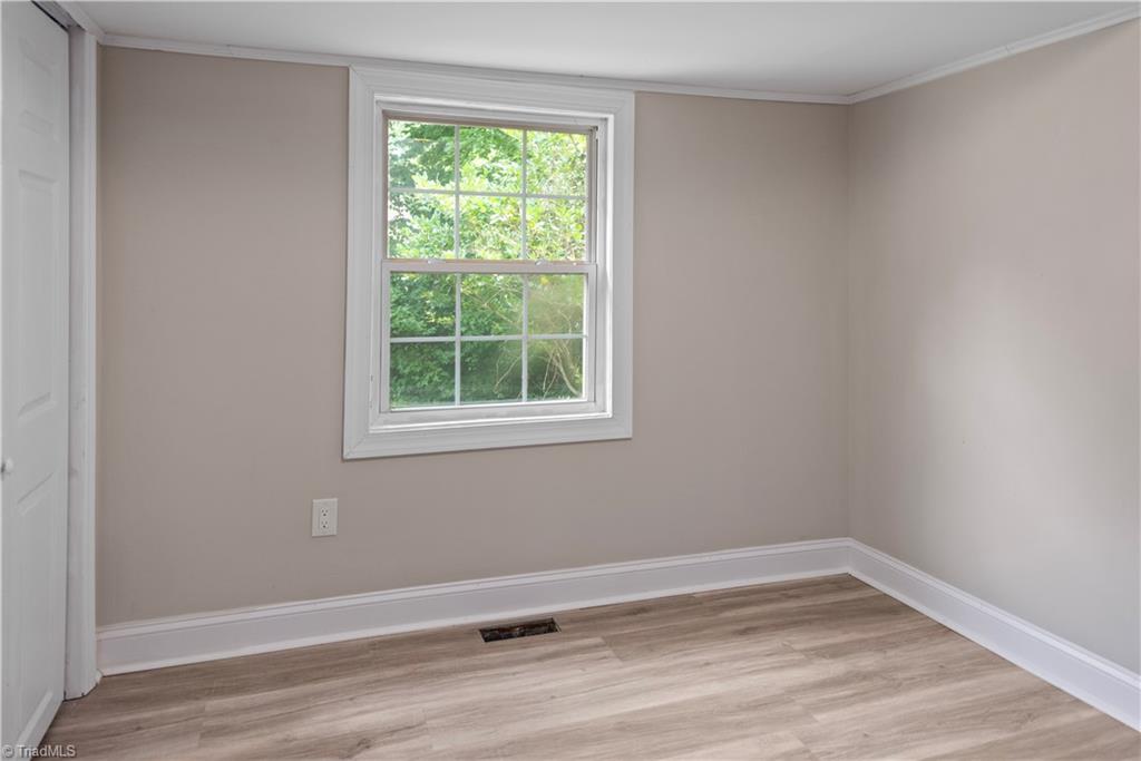 1107-1111 Hickory Chapel Road High Point, NC 27260 - Photo 14 of 18 Gallery Image 14