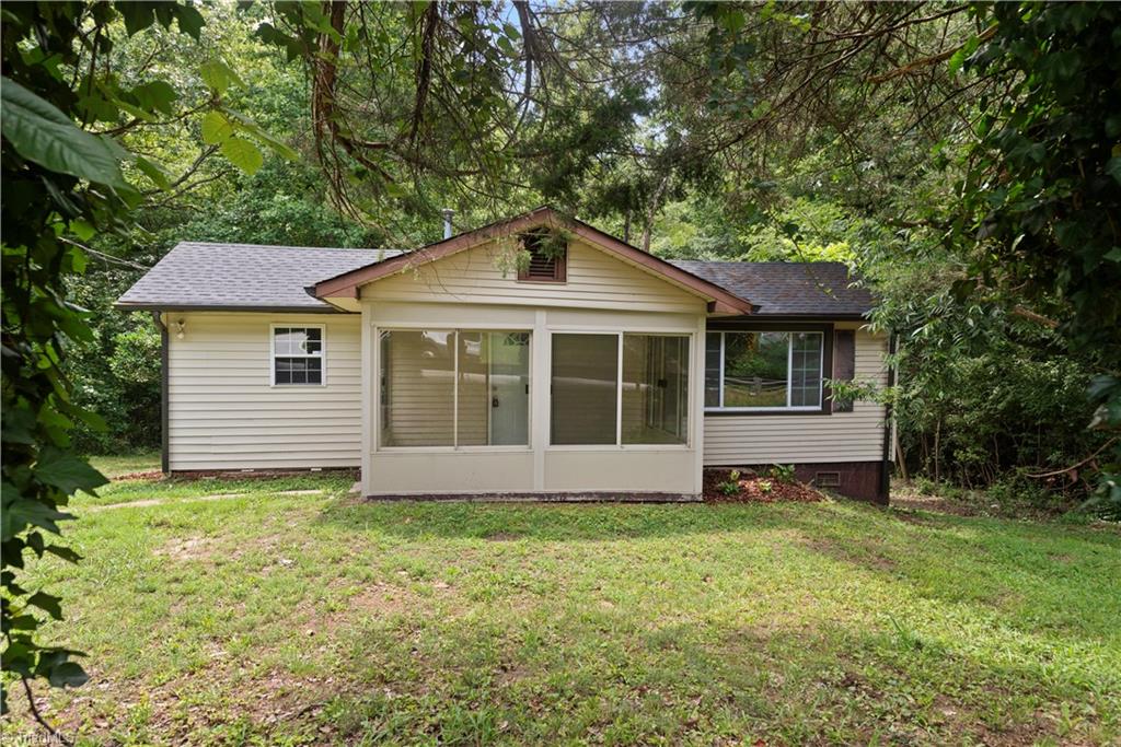 1107-1111 Hickory Chapel Road High Point, NC 27260 - Photo 2 of 18 Gallery Image 2