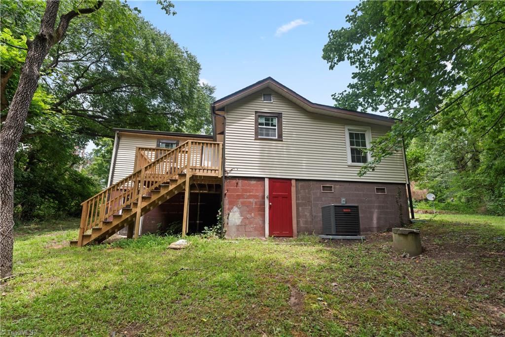 1107-1111 Hickory Chapel Road High Point, NC 27260 - Photo 8 of 18 Gallery Image 8