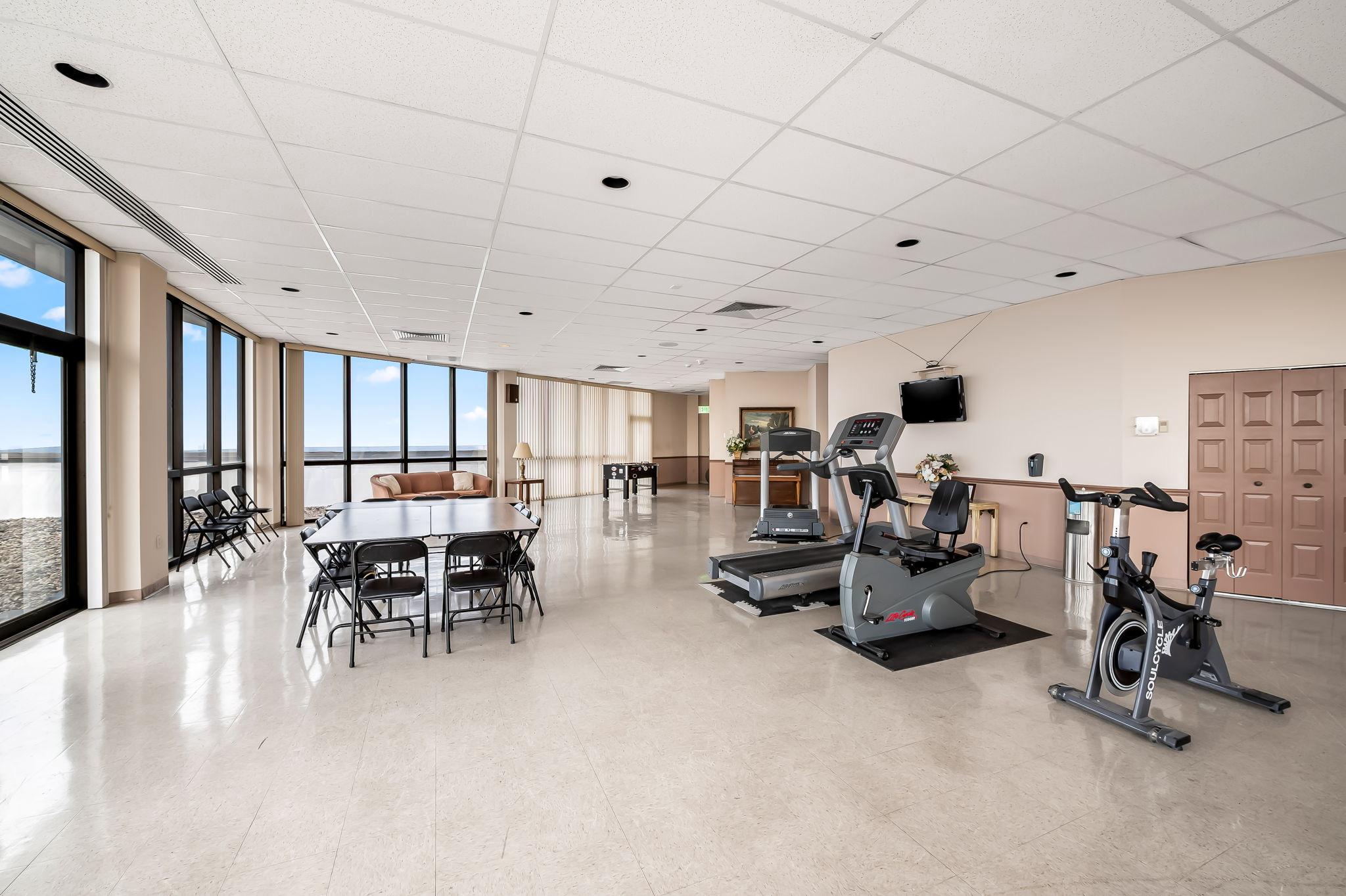 205 East Joppa Road, Unit 1505 Towson, MD 21286 - Photo 27 of 32 Rec Room 1