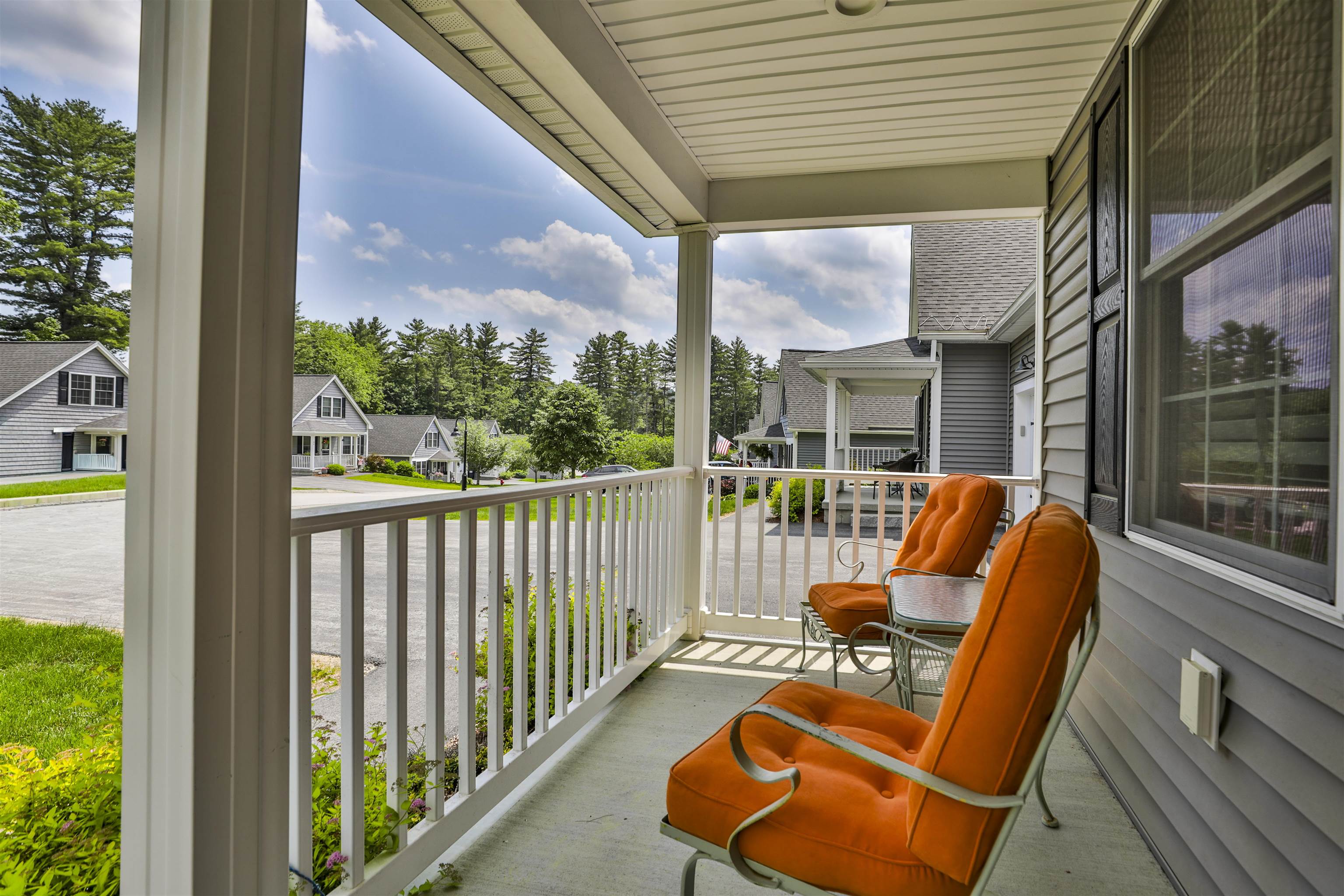 8 Cedar Way, Unit B Goffstown, NH 03045 - Photo 7 of 35