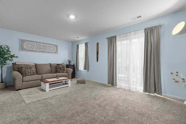 $259,900 | 6700 Linden Trail, Unit C, Wonder Lake, IL 60097