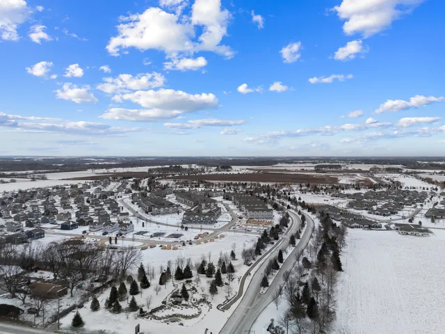 $264,900 | 6700 Linden Trail, Unit C, Wonder Lake, IL 60097