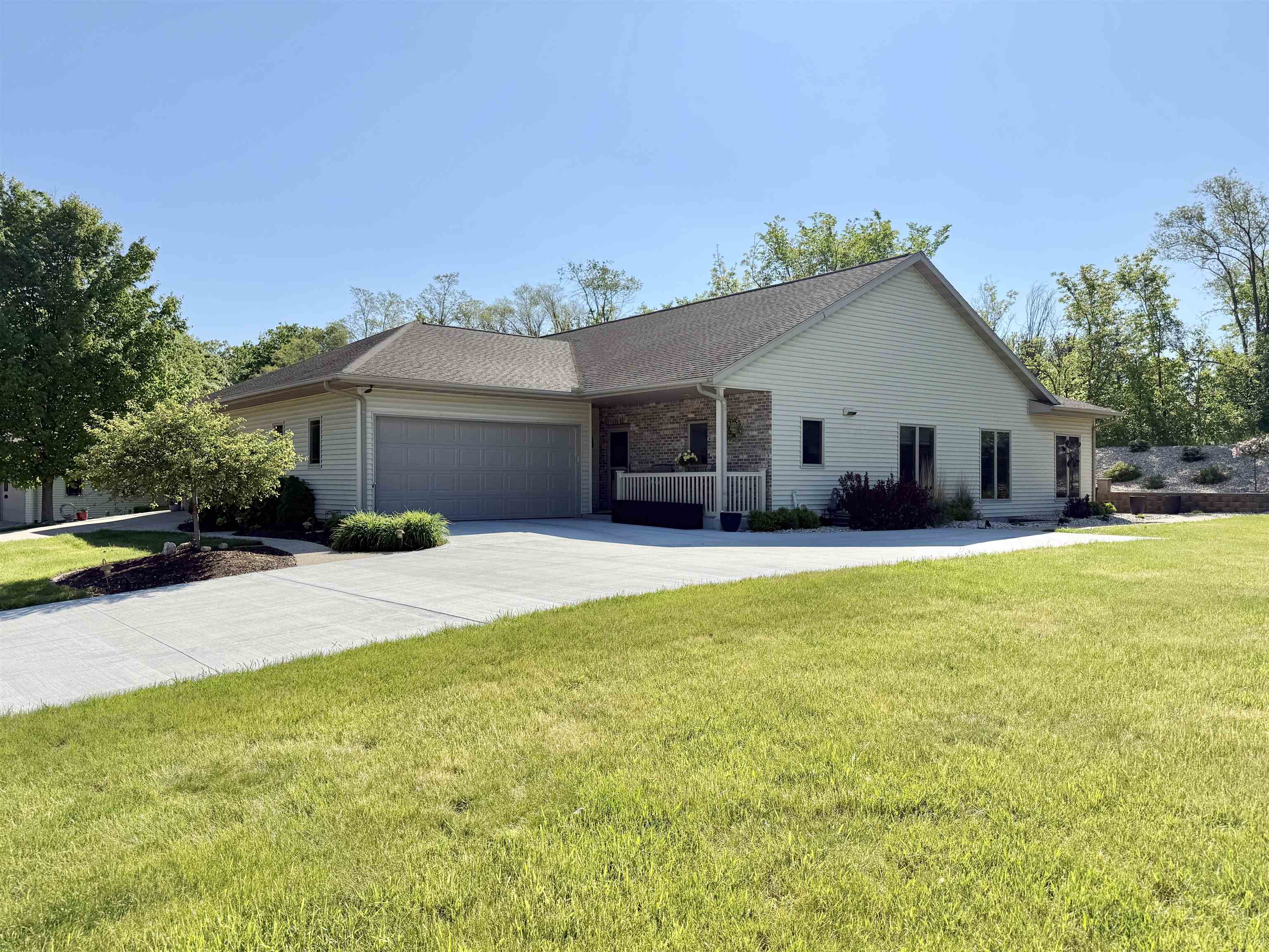 2728 East Ridge Road Beloit, WI 53511 - Photo 1 of 1 Gallery Image 1