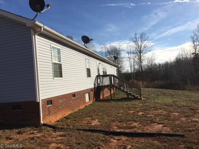 644 County Line Road Reidsville, NC 27320 - Photo 3 of 18 Gallery Image 3