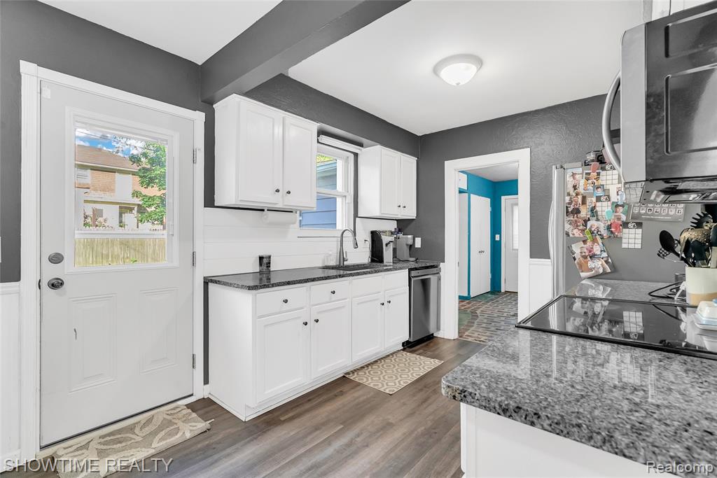 3444 Maple Street Port Huron, MI 48060 - Photo 11 of 30