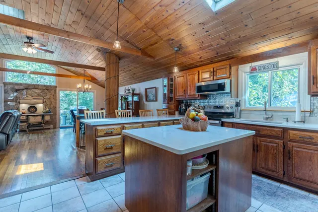 $679,000 | 13 Dulcies Point Road, Kingston, NH 03848