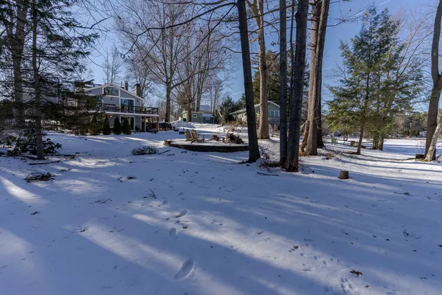 $679,000 | 13 Dulcies Point Road, Kingston, NH 03848