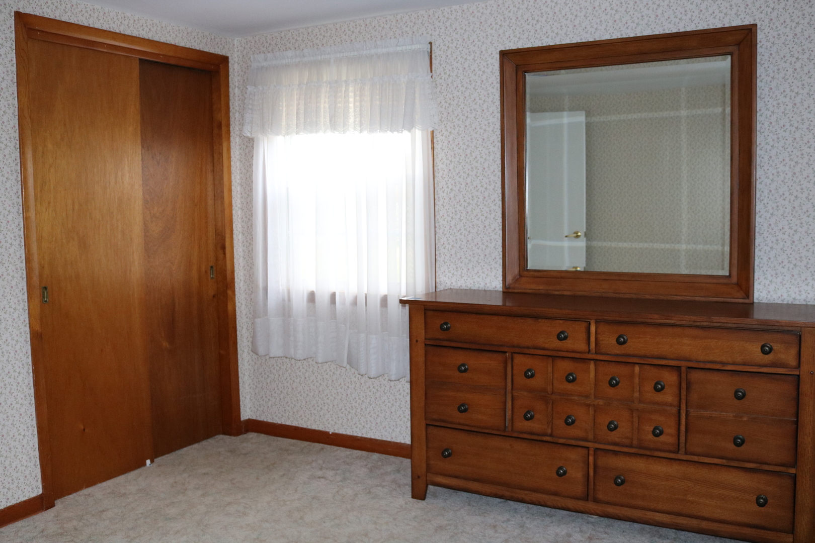 19240 Airport Road Romeoville, IL 60446 - Photo 8 of 14 a bathroom with a sink and a mirror