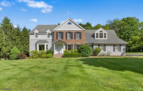 $799,900 | 5 Cambridge Road, Lafayette, NJ 07848