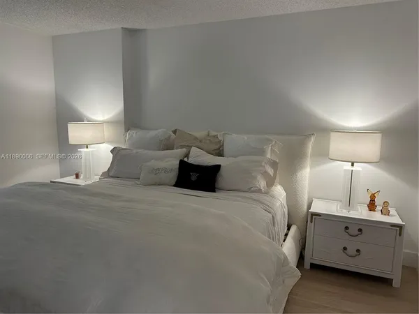 $3,100 | 1865 South Ocean Drive, Unit 14N, Hallandale Beach, FL 33009