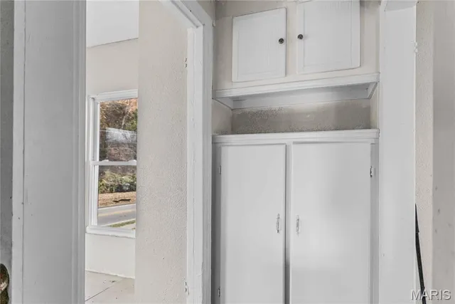 $48,000 | 307 North Park Street, Hardin, IL 62047