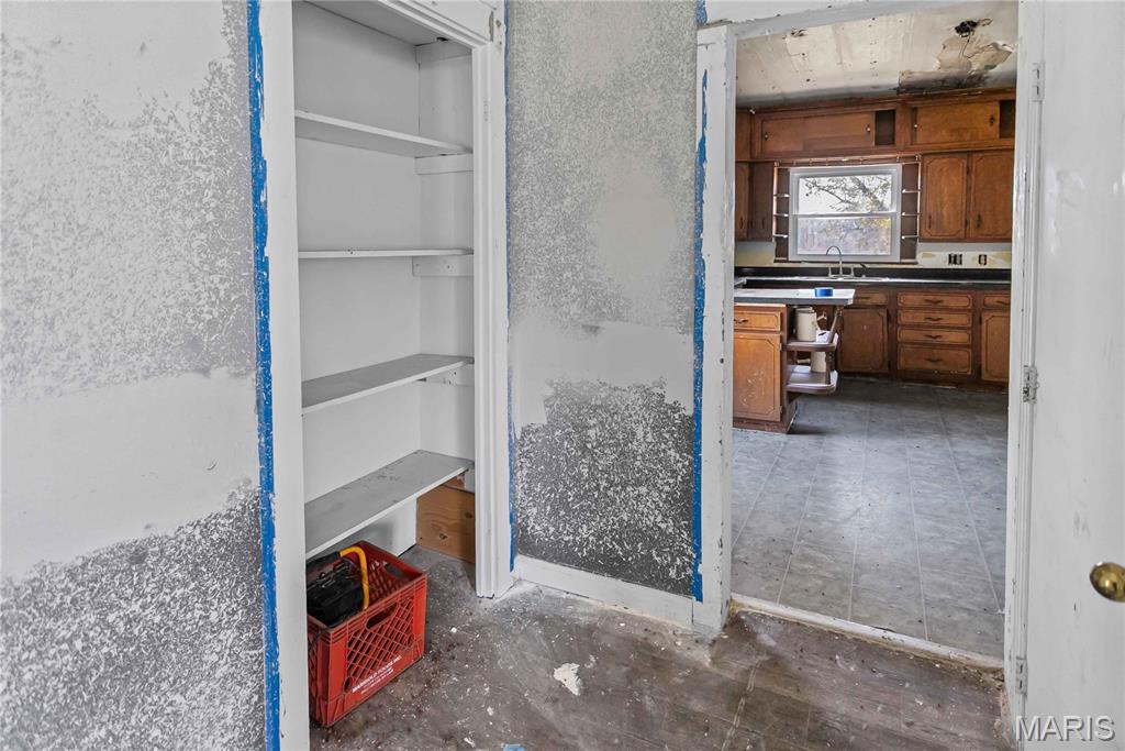 307 North Park Street Hardin, IL 62047 - Photo 10 of 35