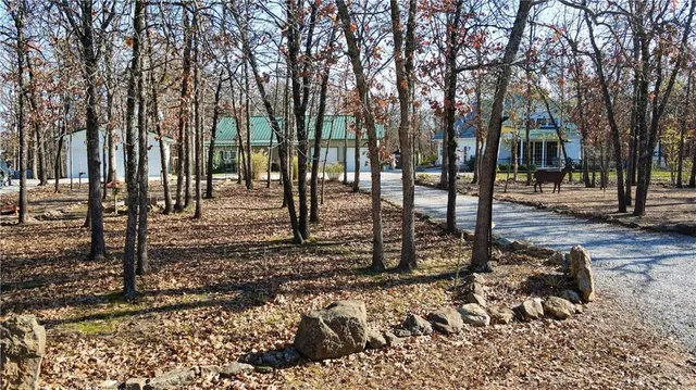 $540,000 | 26644 Magnolia Lane, Clinton, MO 64735