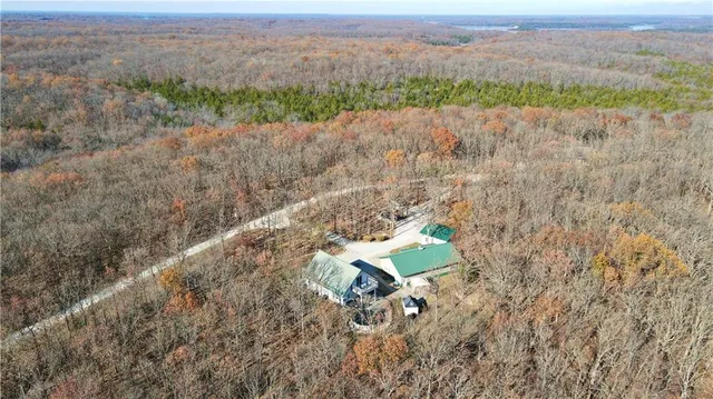 $540,000 | 26644 Magnolia Lane, Clinton, MO 64735