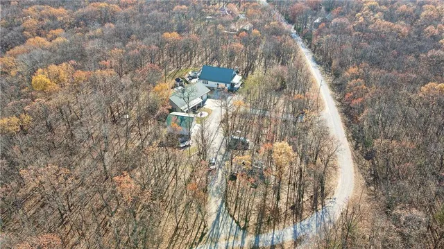 $540,000 | 26644 Magnolia Lane, Clinton, MO 64735